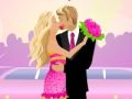 Igra Barbie in Ken poljubljata  spletu
