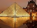 Igra Jigsaw iz steklene piramide  spletu