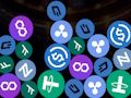 Igra Uganka Merge Crypto 2048  spletu