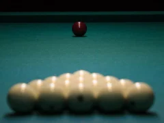 Igra 3d Billiard Piramid spletu