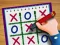 Igra Tic Tac Toe Paper Note II spletu