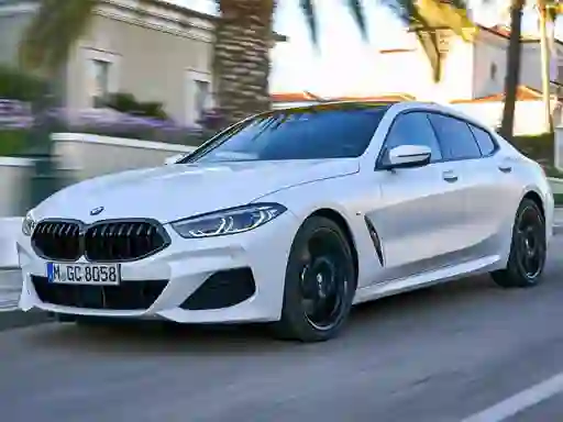 Igra BMW 8-Series spletu