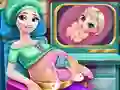 Igra Ice Queen Pregnant Check-Up spletu