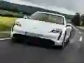 Igra Porsche Taycan spletu