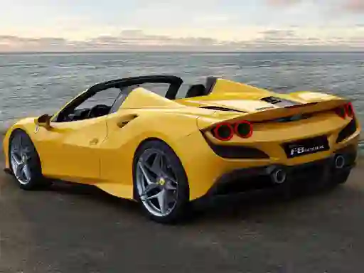 Igra Ferrari F8 Spider spletu