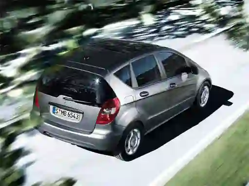Igra A Class Sedan Puzzle spletu